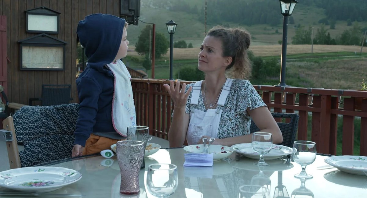 Affiche de l'événement Elle entend pas la moto