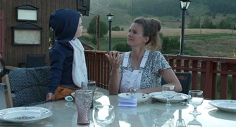 Affiche de l'événement Elle entend pas la moto