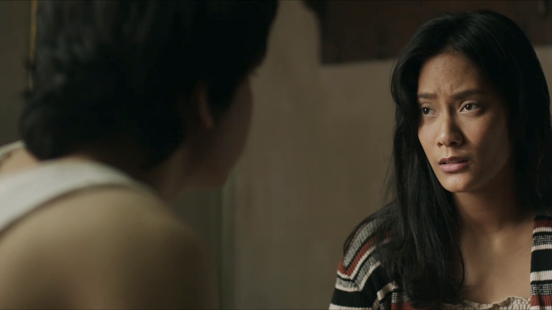 Affiche du film Les esclaves de Satan