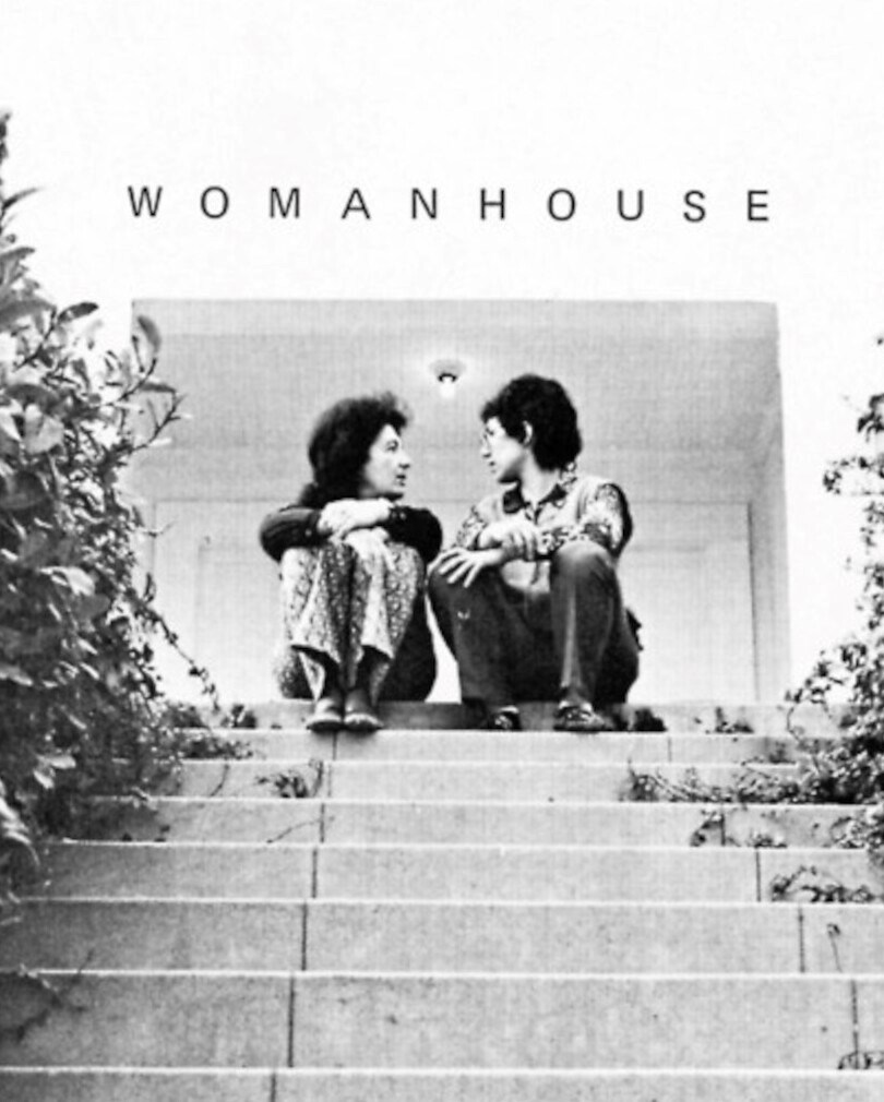Affiche du film De l'une à l'autre : Céline Sciamma et Vivian Ostrovsky autour de Womanhouse